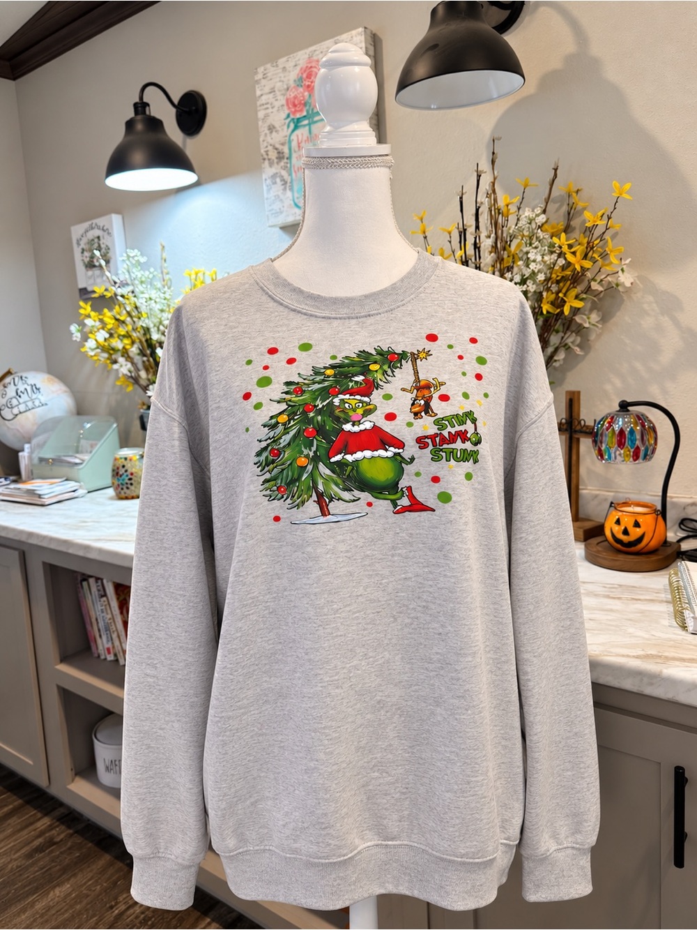 Gildan XL G man Christmas Fleece Crewneck Sweatshirt Custom Graphic